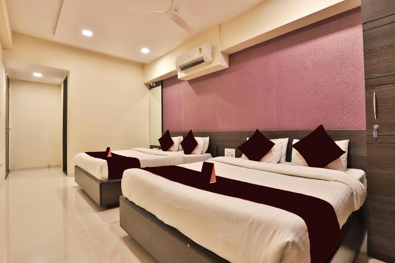 Hotel Royal Rituals Surat Exterior foto